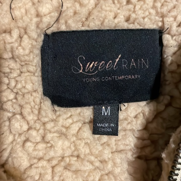 Sweet Rain army colors fluffy vest size M - Picture 2 of 5